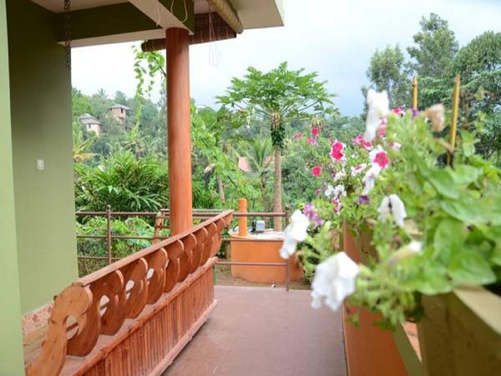 Panthalams Homestay Thekkady Exterior foto